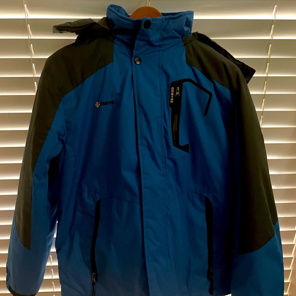 GEMYSE unisex,M/S or W/M Winter insulated ski jacket,NEW w/o tag,smoke/pet free